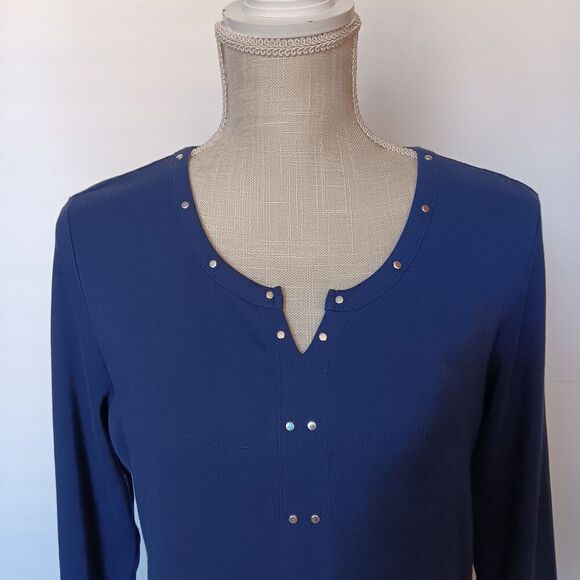 Karen Scott Size S Navy Blue Longline Top w/Stud Detail and Split Neck Design - Picture 2 of 9